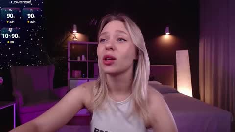 Snapshot of pooja_hegde chatting on 20, 9, 2025 Eva online show from 20, 9, 2025