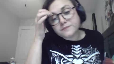 Poppy Stax online show from 22, 10, 2025