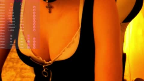 Snapshot of poppybloopy chatting on 29, 7, 2026 April online show from 29, 7, 2026