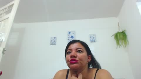 Snapshot of poppymagic chatting on 4, 7, 2026 poppymagic online show from 4, 7, 2026