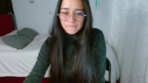 Snapshot of porcelainlux chatting on 6, 3, 2025 porcelainlux online show from 6, 3, 2025