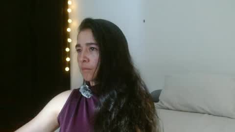 Snapshot of porcelainlux chatting on 19, 6, 2026 porcelainlux online show from 19, 6, 2026