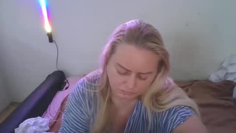 Snapshot of pornbusty chatting on 6, 2, 2025 MelissOfficial online show from 6, 2, 2025