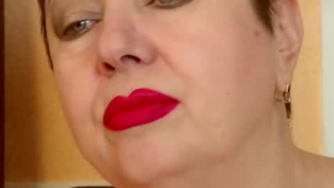 Snapshot of posh_lady chatting on 18, 6, 2026 LADY POSH online show from 18, 6, 2026