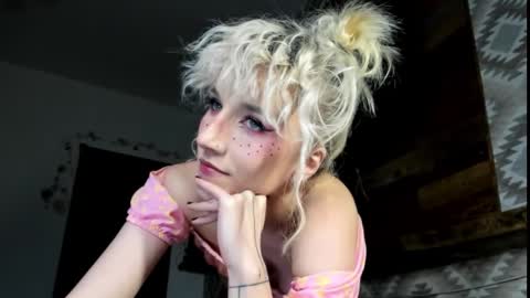 Snapshot of positivevibess chatting on 7, 3, 2025 positivevibess online show from 7, 3, 2025