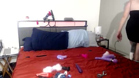 Snapshot of poundthatpussy4me chatting on 22, 4, 2026 poundthatpussy4me online show from 22, 4, 2026