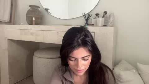 Selena online show from 9, 7, 2026
