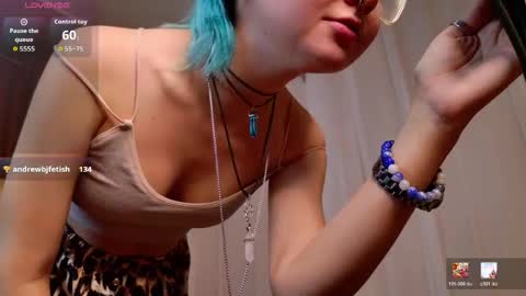 Snapshot of powderofgun chatting on 27, 3, 2026 powderofgun online show from 27, 3, 2026