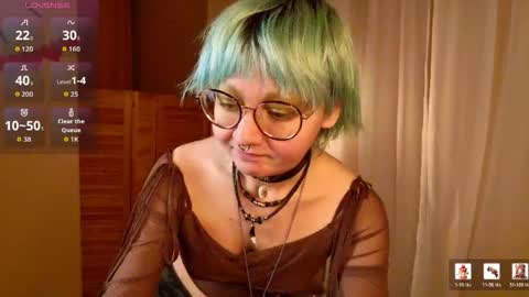 Snapshot of powderofgun chatting on 7, 5, 2026 powderofgun online show from 7, 5, 2026