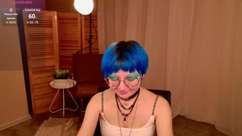 Snapshot of powderofgun chatting on 20, 5, 2026 powderofgun online show from 20, 5, 2026