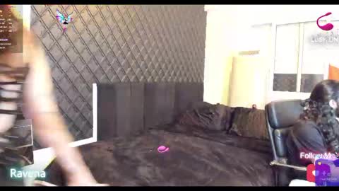 Snapshot of powercouplemix chatting on 22, 12, 2024 Ravena Rozz online show from 22, 12, 2024