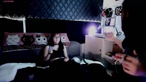 Snapshot of powercouplemix chatting on 7, 7, 2026 Ravena Rozz online show from 7, 7, 2026
