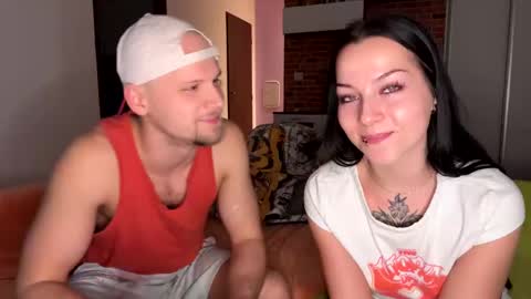 Snapshot of powerduo1 chatting on 7, 1, 2025 powerduo l online show from 7, 1, 2025