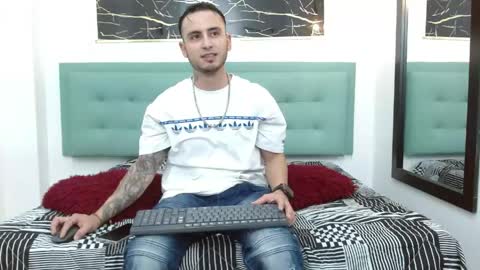 Snapshot of powerlustx chatting on 17, 5, 2026 online show from 17, 5, 2026