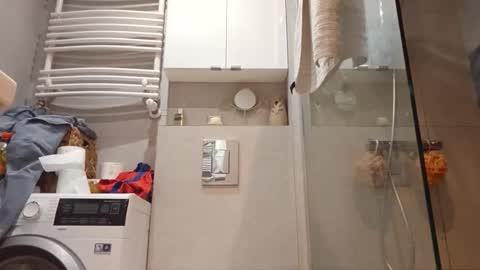 Big Dick online show from 18, 2, 2026