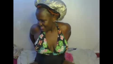 Snapshot of precious_diva chatting on 30, 12, 2024 precious_diva online show from 30, 12, 2024