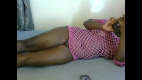 Snapshot of precious_diva chatting on 2, 3, 2025 precious_diva online show from 2, 3, 2025