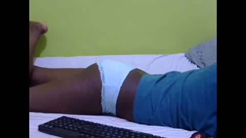 Snapshot of precious_nesh chatting on 28, 2, 2025 precious_nesh online show from 28, 2, 2025