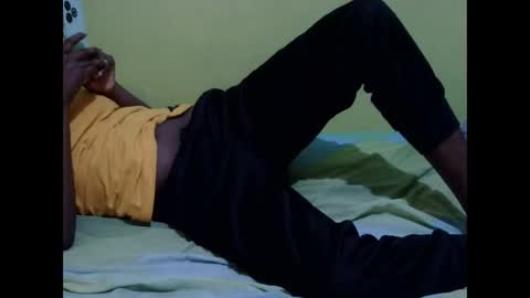 Snapshot of precious_nesh chatting on 21, 9, 2025 precious_nesh online show from 21, 9, 2025