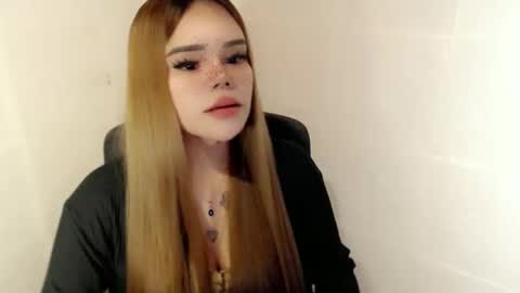 MAXXINE online show from 21, 3, 2026