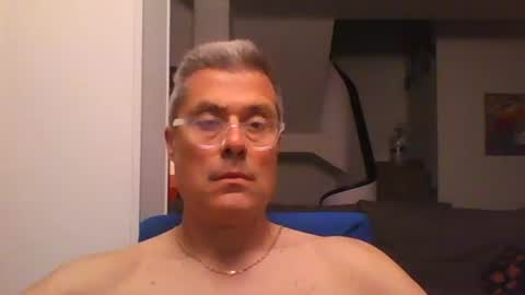 Snapshot of prendimisubito chatting on 4, 6, 2026 prendimisubito online show from 4, 6, 2026