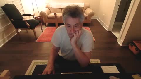 preppydave2525 online show from 8, 1, 2025