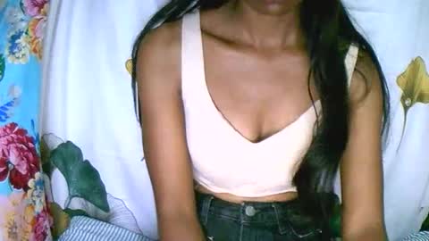 prettiethalia online show from 15, 12, 2025