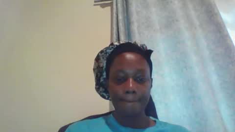 Snapshot of pretty_beib chatting on 2, 4, 2026 Karol online show from 2, 4, 2026