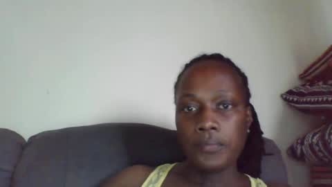 Snapshot of pretty_beib chatting on 12, 5, 2026 Karol online show from 12, 5, 2026
