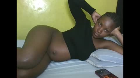 Snapshot of pretty_ebony2 chatting on 26, 3, 2026 Anne online show from 26, 3, 2026