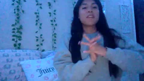 Snapshot of pretty_girl828687 chatting on 20, 10, 2025 pretty_girl828687 online show from 20, 10, 2025