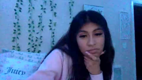 Snapshot of pretty_girl828687 chatting on 4, 11, 2025 pretty_girl828687 online show from 4, 11, 2025