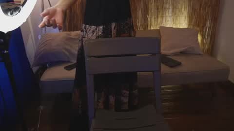 pretty_goddess online show from 16, 4, 2026