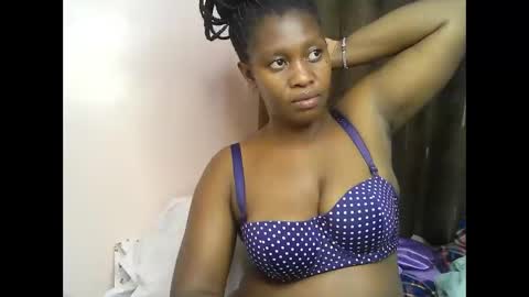 pretty_kylah online show from 17, 5, 2026