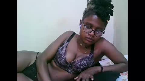 Snapshot of pretty_mellan chatting on 22, 1, 2025 pretty_mellan online show from 22, 1, 2025
