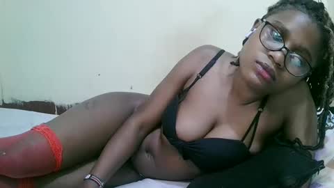 Snapshot of pretty_mellan chatting on 14, 2, 2025 pretty_mellan online show from 14, 2, 2025