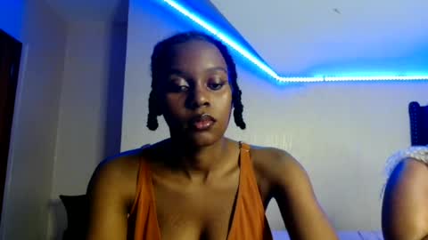 Snapshot of pretty_nyra chatting on 9, 7, 2026 Nyra online show from 9, 7, 2026