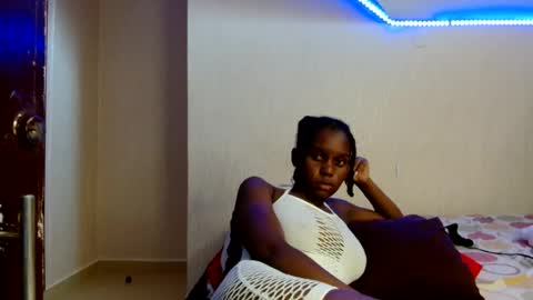 Snapshot of pretty_nyra chatting on 14, 7, 2026 Nyra online show from 14, 7, 2026