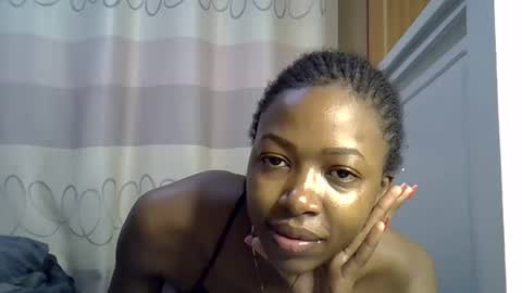 Snapshot of pretty_petite24 chatting on 15, 1, 2025 pretty_petite24 online show from 15, 1, 2025