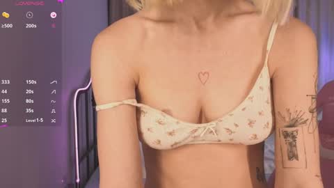 Snapshot of pretty_smile_baby chatting on 30, 5, 2026 pretty smile baby online show from 30, 5, 2026