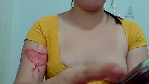 pretty stela online show from 10, 3, 2025