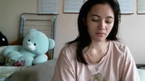 Bella online show from 1, 12, 2025