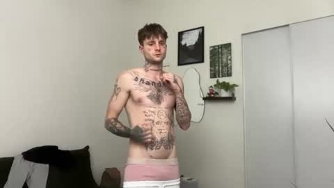 Snapshot of prettyboyszn chatting on 7, 7, 2026 pretty boy online show from 7, 7, 2026
