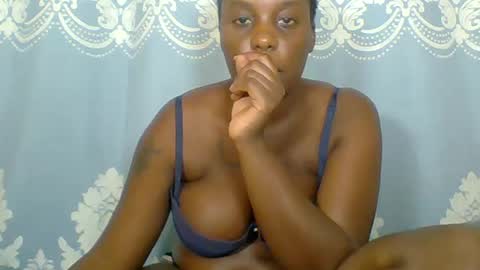 Snapshot of prettydarkskin002 chatting on 12, 6, 2026 SHANIA online show from 12, 6, 2026