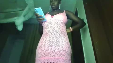 prettydulce online show from 13, 2, 2026