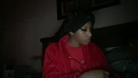 Snapshot of prettyfacefemale chatting on 5, 5, 2026 prettyfacefemale online show from 5, 5, 2026