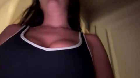 Snapshot of prettygirll23 chatting on 4, 6, 2026 prettygirllltorii online show from 4, 6, 2026