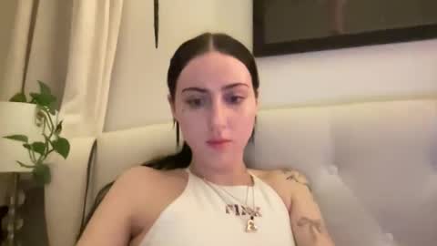 pretty girl opal  lightskin dick online show from 20, 12, 2025