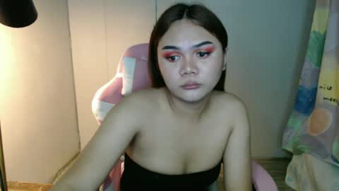 Snapshot of prettygurl25 chatting on 24, 6, 2026 prettygurl25 online show from 24, 6, 2026
