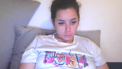 prettyjulliette online show from 17, 12, 2025